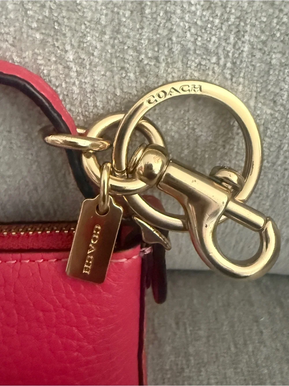 Coach Fuschia Mini Bag Charm Key - Picture 5 of 6